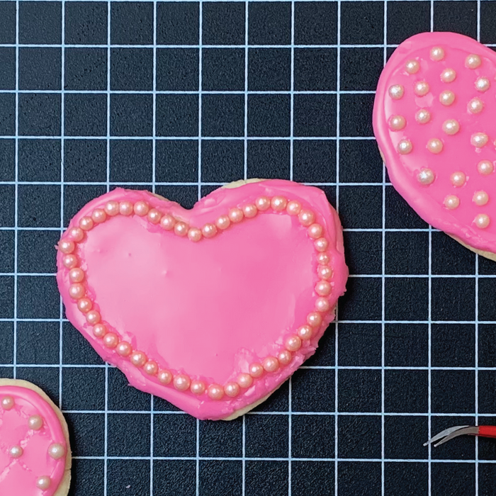 How To Decorate A Valentine Cookie - Excel Blades