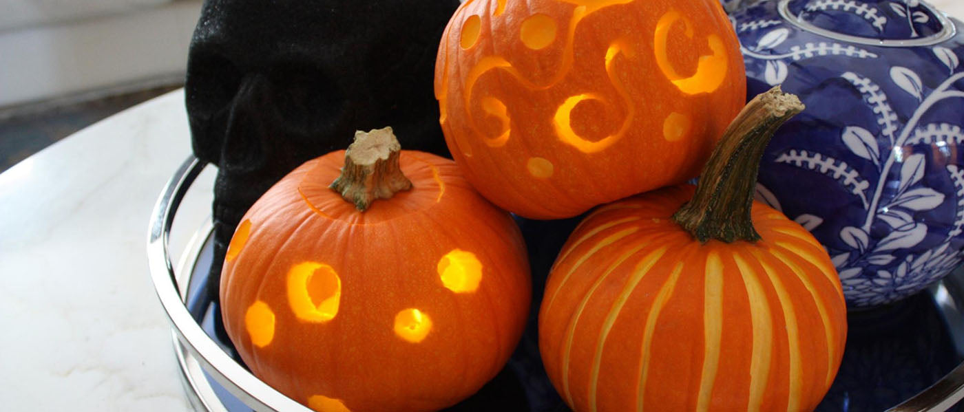 group small pumpkins carved table decor