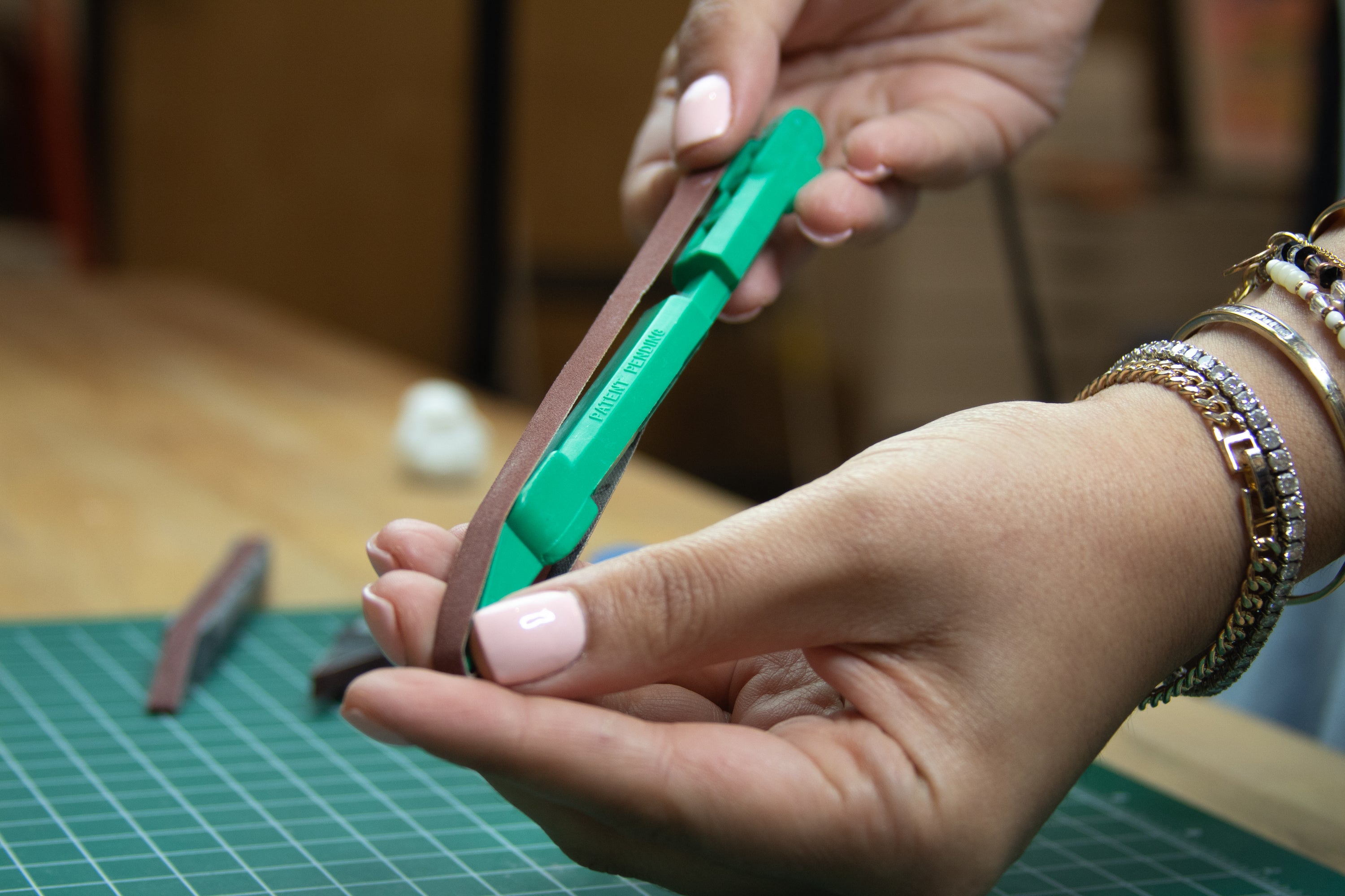 Sanding Stick with 2 Belts