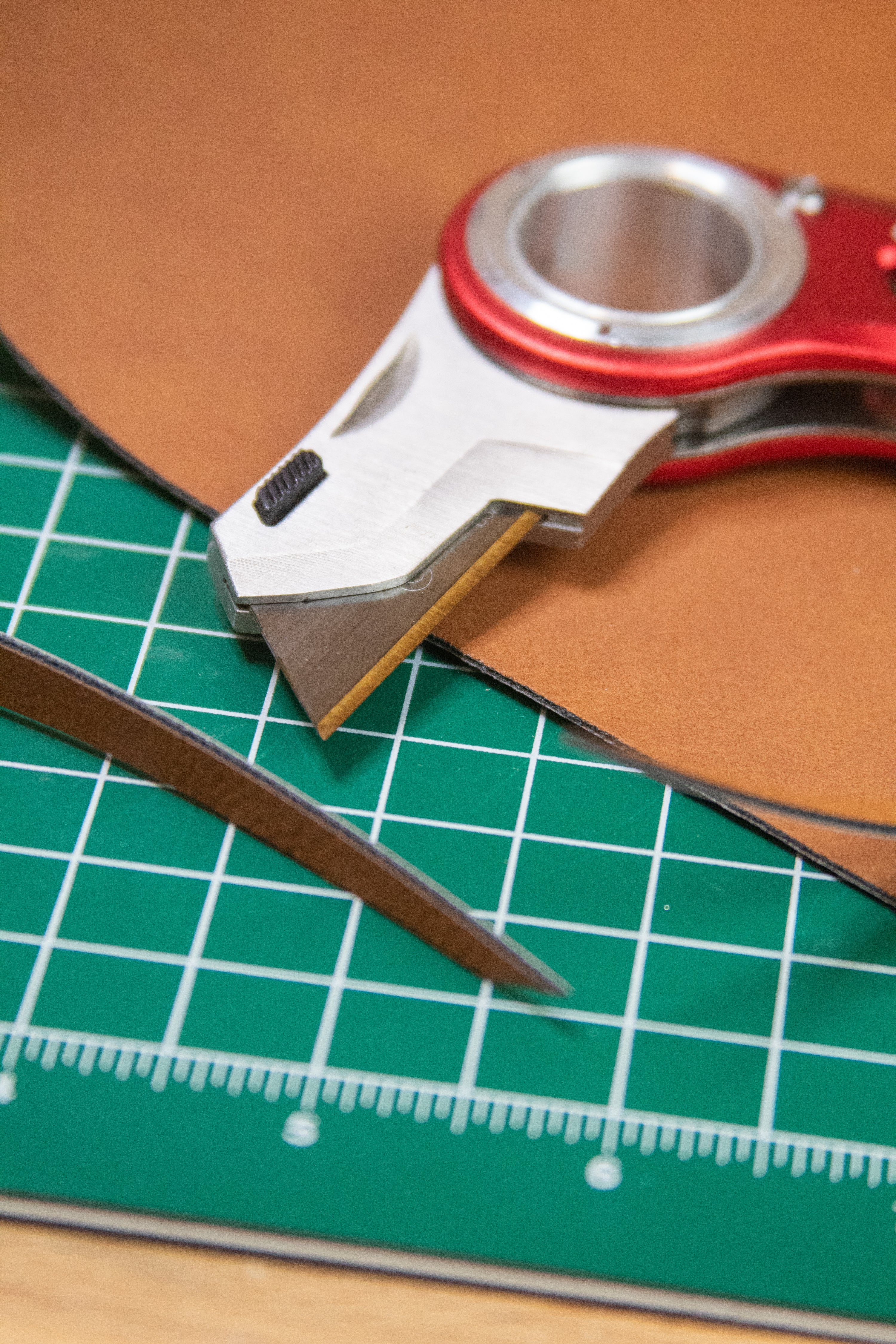 K60 Revo Folding Utility Knife