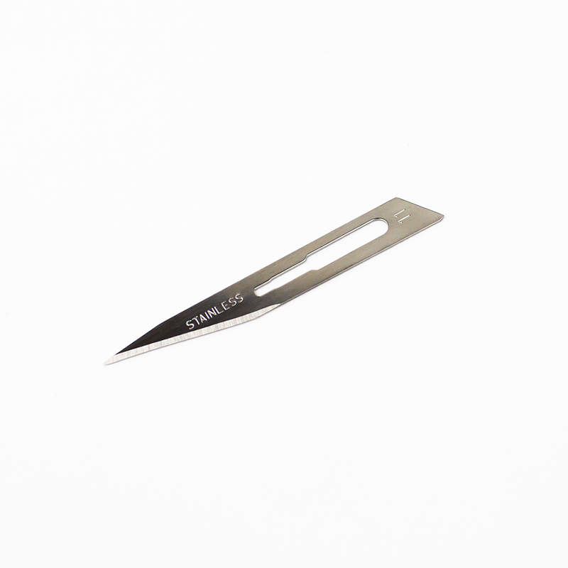 Scalpel blade No. 24 pointed