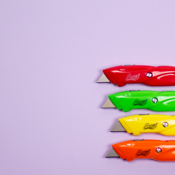 K870 Plastic Utility Knife