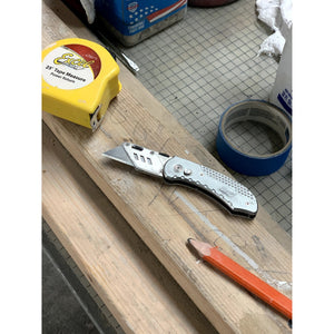 Heavy Duty Utility Blades with Dispenser